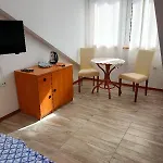 Klonowa Kołobrzeg