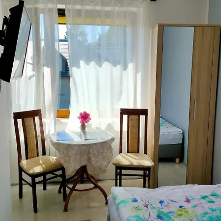 Klonowa Alloggio in famiglia Kołobrzeg