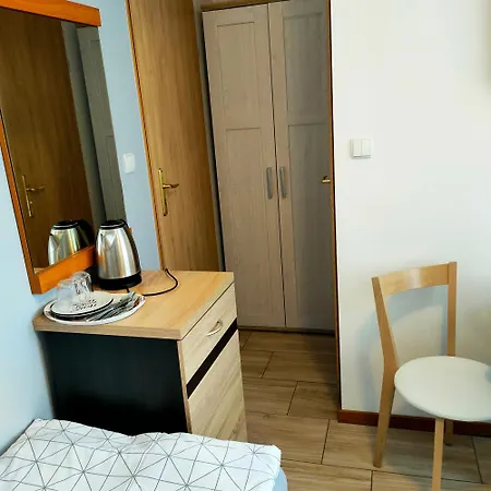 Klonowa Kołobrzeg