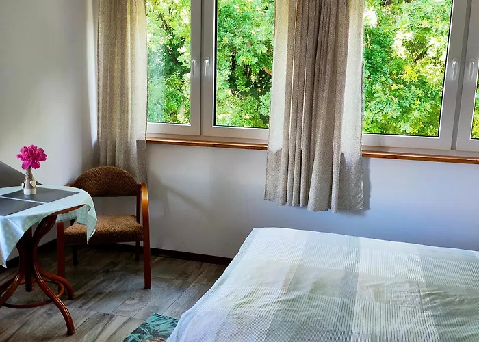 Klonowa * Kołobrzeg